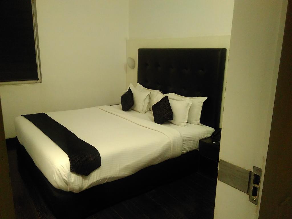 Sapphire Suite Kalkata Exteriér fotografie
